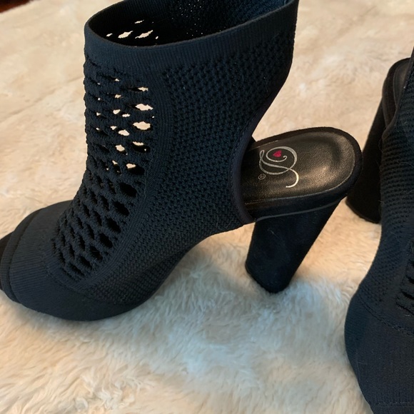 Open Toe Bootie - Picture 2 of 5